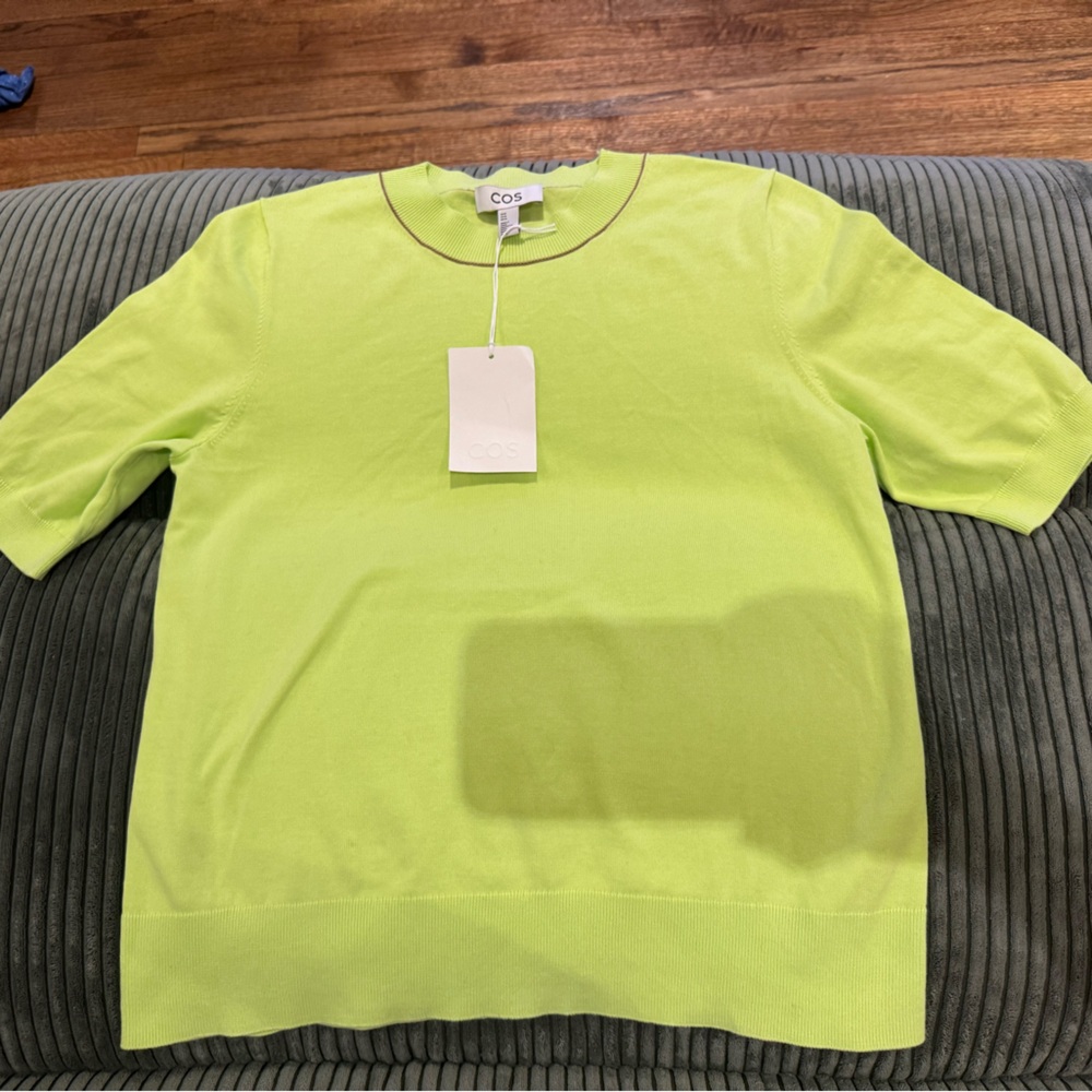 NWT COS short sleeved lime green sweater